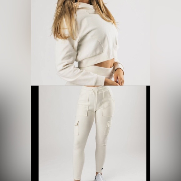 Alphalete Identity Cargo Joggers and Hoodie Color Sea shell - Picture 1 of 12